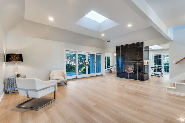 3005 E Cortez Court, Irving, TX 75062