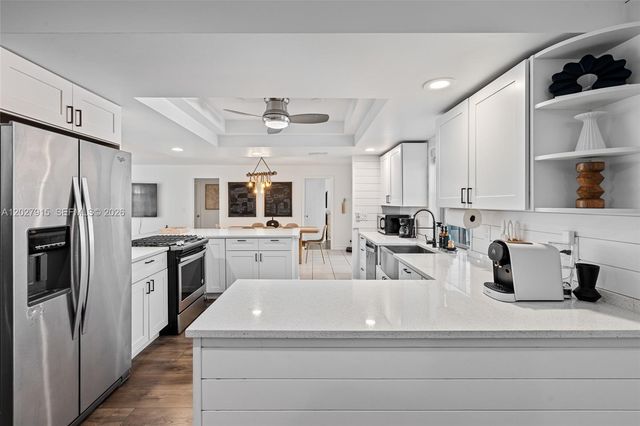 8101 W Lake Drive, Lake Clarke Shores, FL 33406