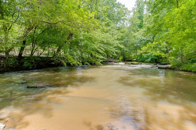 5070 Shade Creek Crossing, Cumming, GA 30028