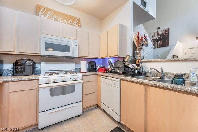 4915 East Russell RD Road, Las Vegas, NV 89120