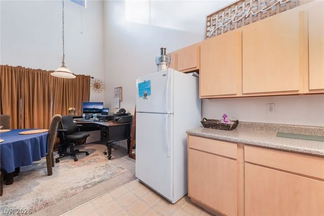 4915 East Russell RD Road, Las Vegas, NV 89120