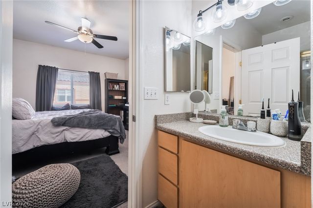 4915 East Russell RD Road, Las Vegas, NV 89120