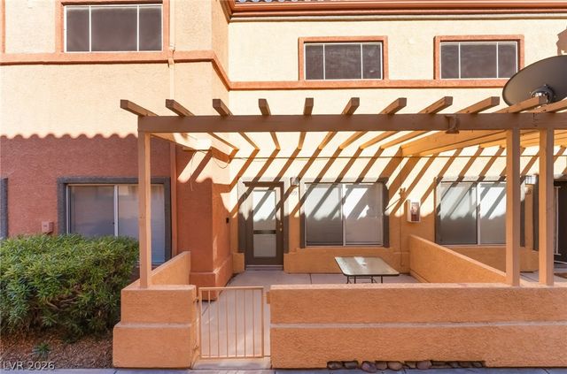 4915 East Russell RD Road, Las Vegas, NV 89120