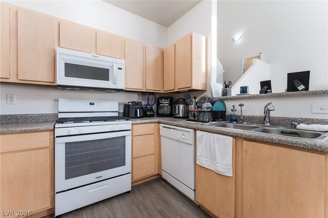 4915 East Russell RD Road, Las Vegas, NV 89120