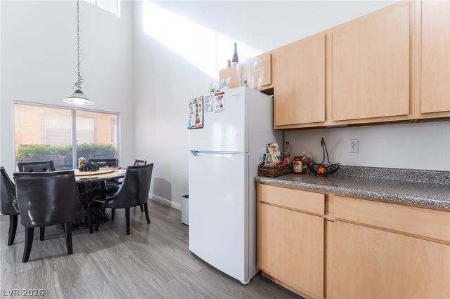 4915 East Russell RD Road, Las Vegas, NV 89120