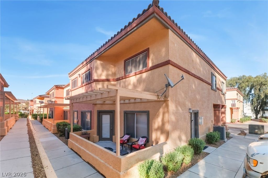 4915 East Russell RD Road, Las Vegas, NV 89120