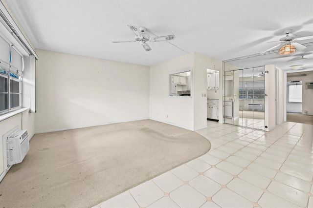 411 Durham N, Deerfield Beach, FL 33442