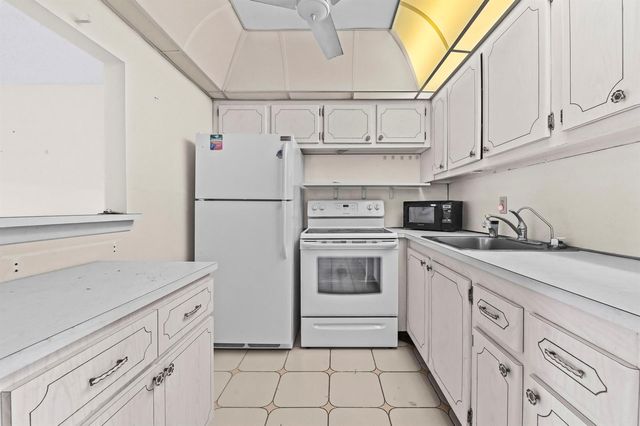 411 Durham N, Deerfield Beach, FL 33442