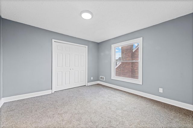 5045 Balfour Road, Detroit, MI 48224