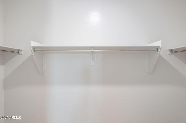 15470 W DESERT HOLLOW Drive, Surprise, AZ 85387