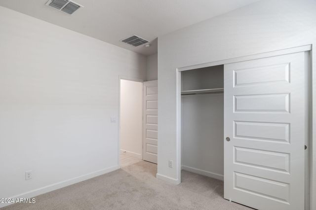 15470 W DESERT HOLLOW Drive, Surprise, AZ 85387