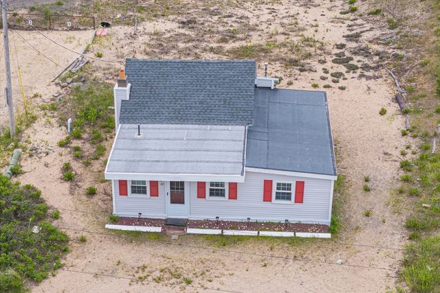 32 Plum Island Blvd, Newbury, MA 01951
