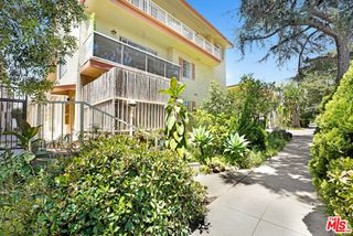 1044 9th Street 3, Santa Monica, CA 90403