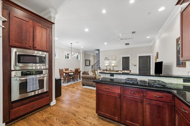 804 Enid Street A, Houston, TX 77009