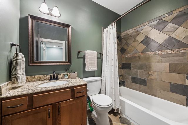 804 Enid Street A, Houston, TX 77009