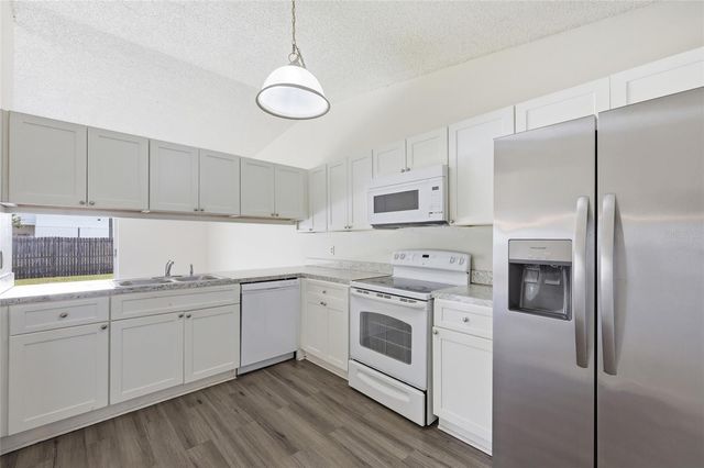 1101 ALICANTE AVENUE, Orlando, FL 32807