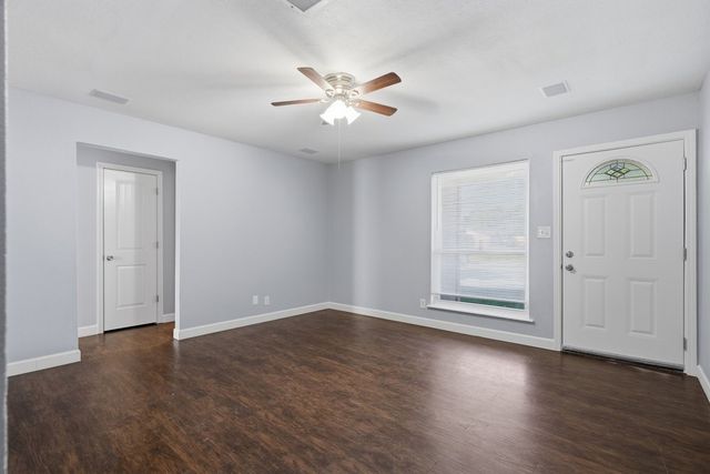 14399 S Poplar Street, Glenpool, OK 74033