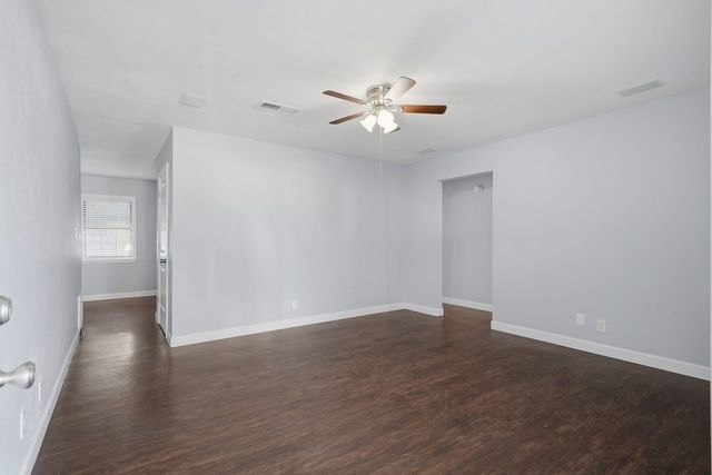 14399 S Poplar Street, Glenpool, OK 74033