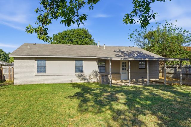 14399 S Poplar Street, Glenpool, OK 74033