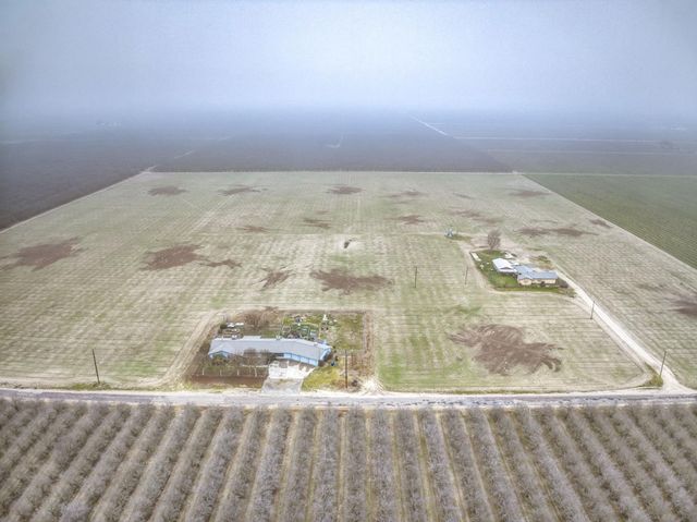 13370 S Bryan Avenue, Caruthers, CA 93609