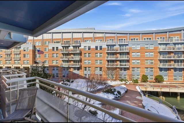 4 Battery Wharf 4308, Boston, MA 02109