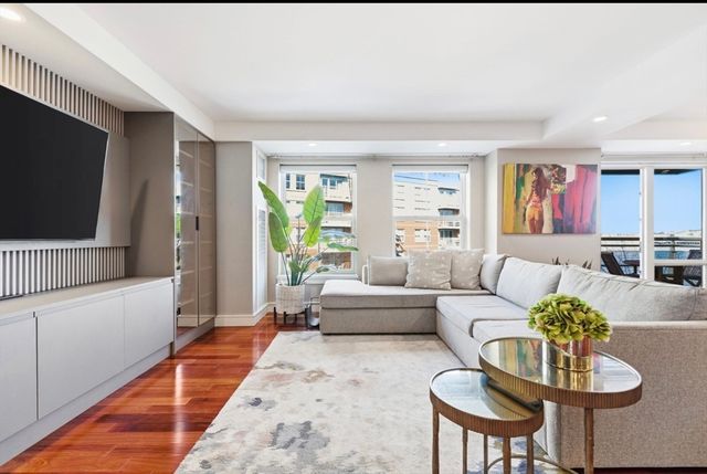 4 Battery Wharf 4308, Boston, MA 02109