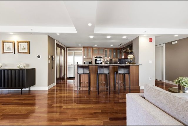 4 Battery Wharf 4308, Boston, MA 02109