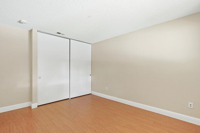 912 Los Robles, Davis, CA 95618