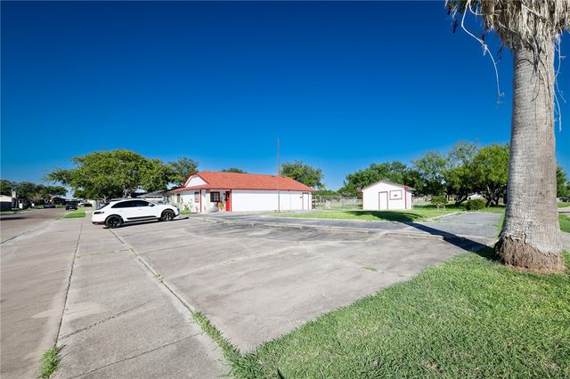 5922 Solomon, Corpus Christi, TX 78415