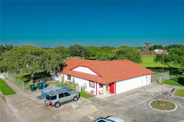 5922 Solomon, Corpus Christi, TX 78415