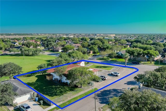 5922 Solomon, Corpus Christi, TX 78415