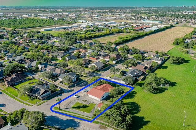 5922 Solomon, Corpus Christi, TX 78415