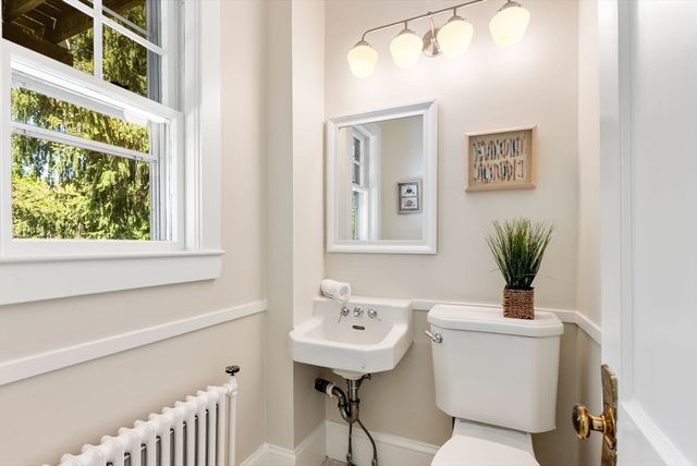 89 Beaumont Ave, Newton, MA 02460