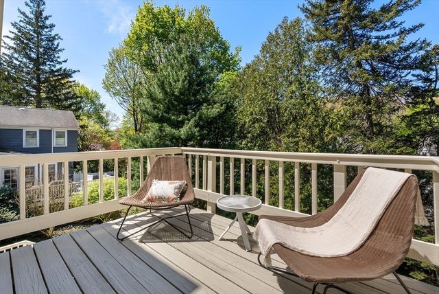 89 Beaumont Ave, Newton, MA 02460