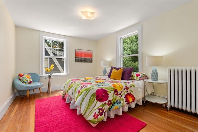 89 Beaumont Ave, Newton, MA 02460