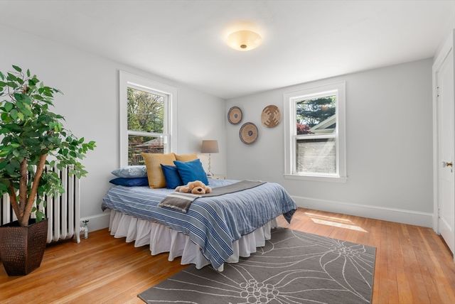 89 Beaumont Ave, Newton, MA 02460