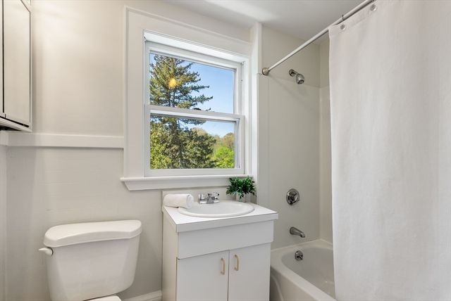 89 Beaumont Ave, Newton, MA 02460