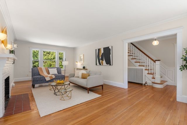 89 Beaumont Ave, Newton, MA 02460
