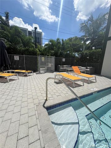1045 NE 18th Ave 304, Fort Lauderdale, FL 33304