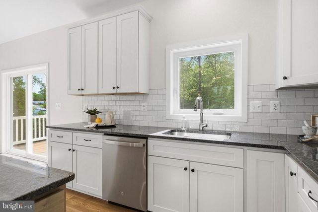 1362 SOLOMONS ISLAND RD, Huntingtown, MD 20639