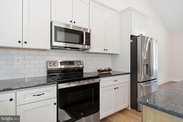 1362 SOLOMONS ISLAND RD, Huntingtown, MD 20639