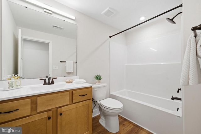 1362 SOLOMONS ISLAND RD, Huntingtown, MD 20639