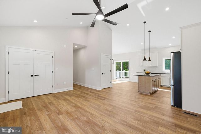 1362 SOLOMONS ISLAND RD, Huntingtown, MD 20639
