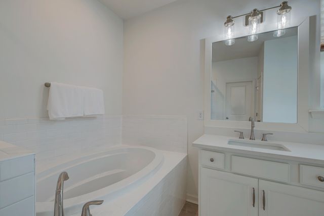 648 Water Lily Trail, Summerville, SC 29485