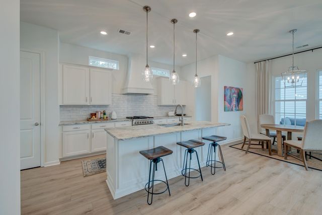 648 Water Lily Trail, Summerville, SC 29485