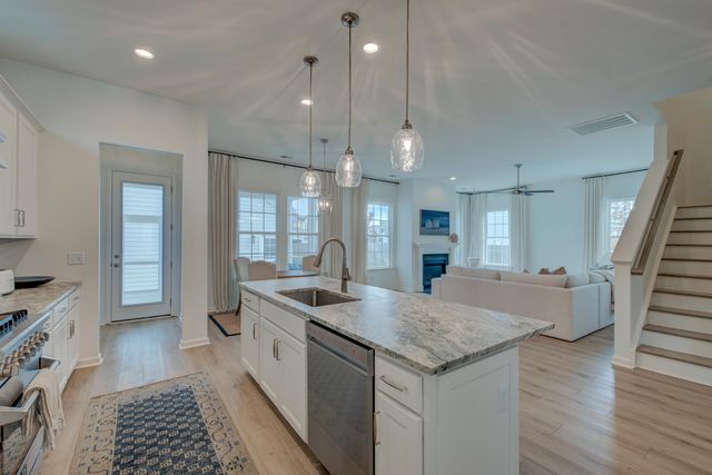 648 Water Lily Trail, Summerville, SC 29485