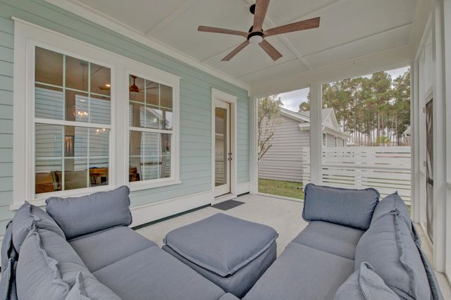 648 Water Lily Trail, Summerville, SC 29485