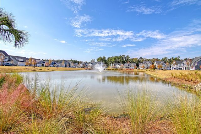 648 Water Lily Trail, Summerville, SC 29485