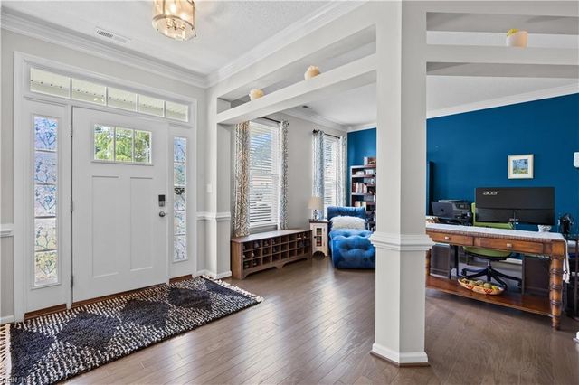 621 Wood Nymph LN, Chesapeake, VA 23323