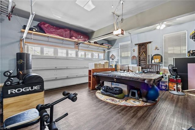 621 Wood Nymph LN, Chesapeake, VA 23323